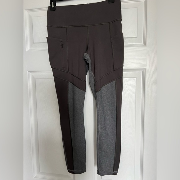 Athleta Pants - Athleta Grey Two-toned Crop